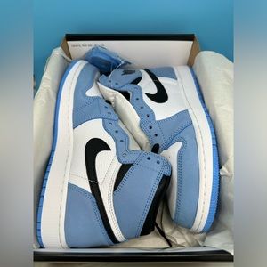NEW IN BOX // Nike Air Jordan Retro High Top // University Blue // Women’s 7